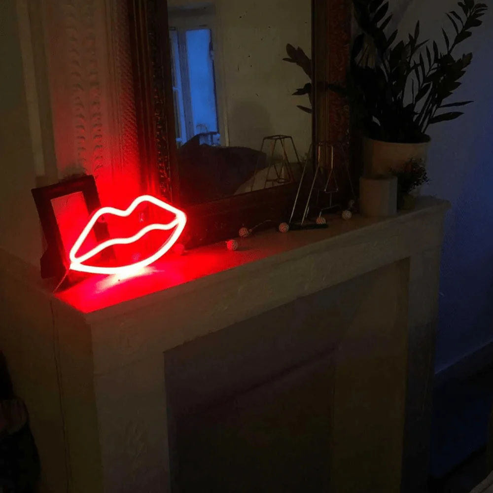 SWAG Distribution Litely Lips LED Neon Sign