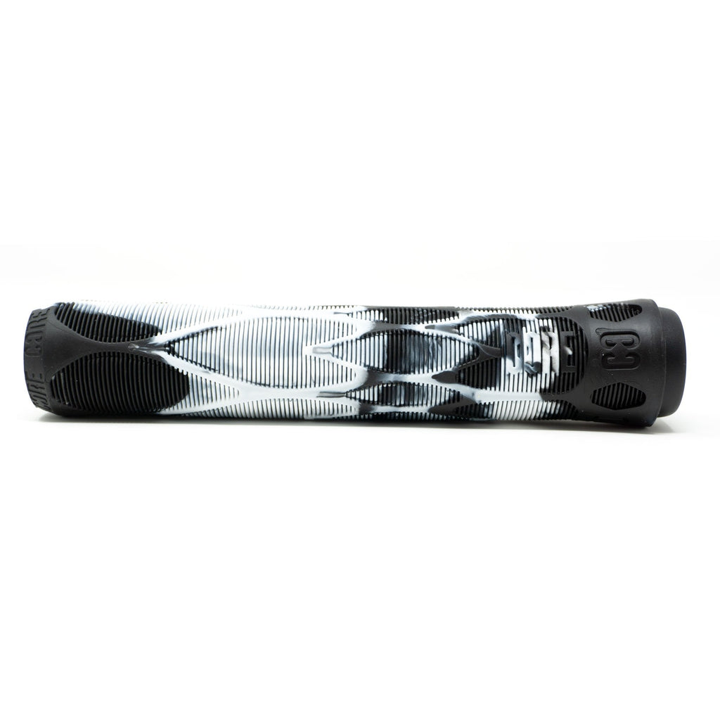 CORE scooter grips CORE Pro Handlebar Grips, Soft 170mm - Slate (White/Black)